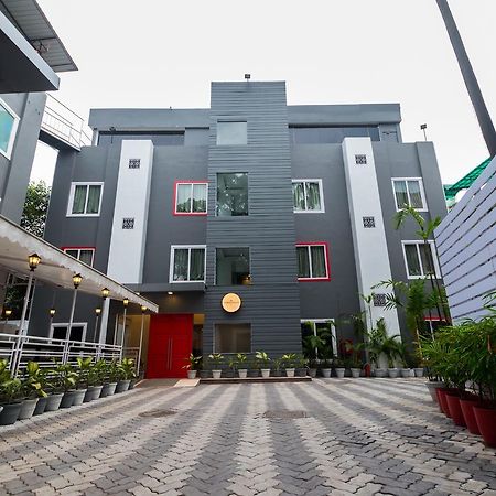 Oyo Townhouse 11 Esplanade Hotell Kolkata Eksteriør bilde