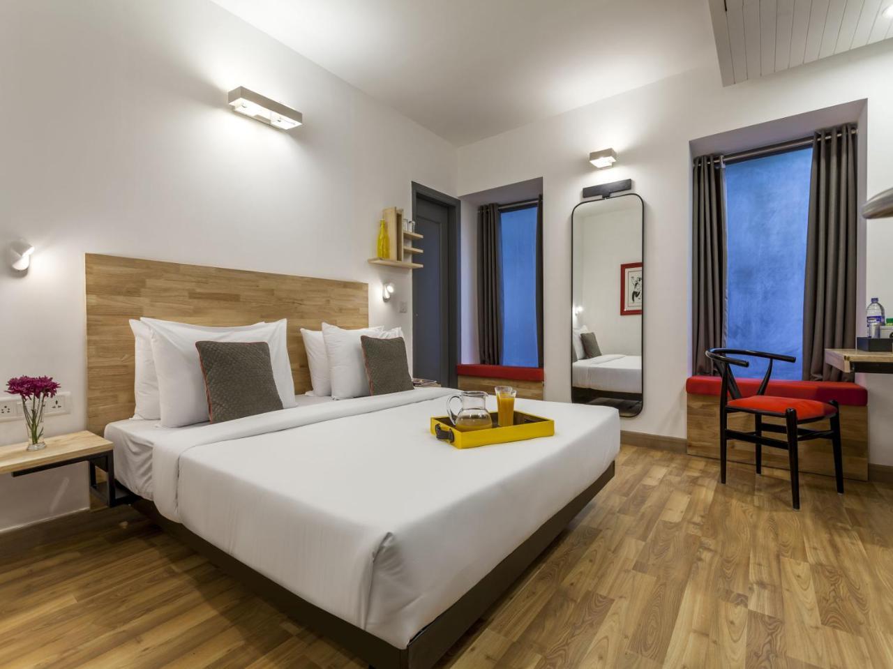 Oyo Townhouse 11 Esplanade Hotell Kolkata Eksteriør bilde