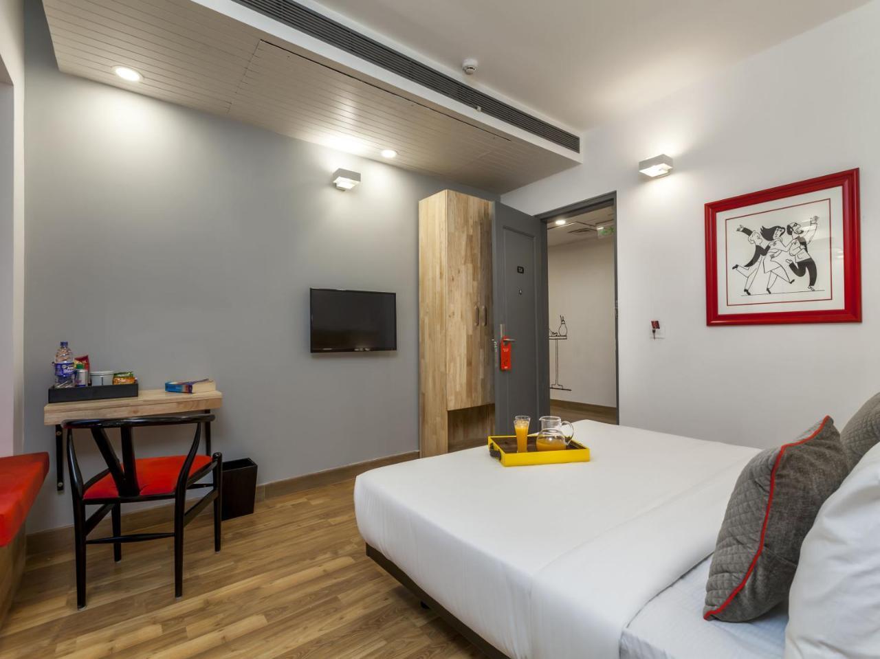 Oyo Townhouse 11 Esplanade Hotell Kolkata Eksteriør bilde